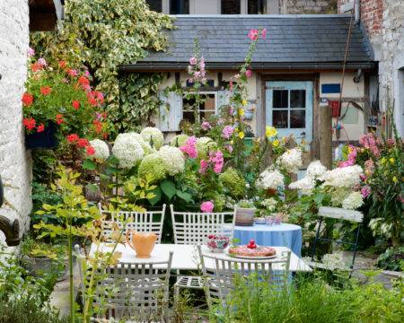 Cozy vintage backyard