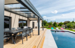Focus sur Centre Véranda, notre partenaire expert en véranda et pergola sur-mesure en Alsace.