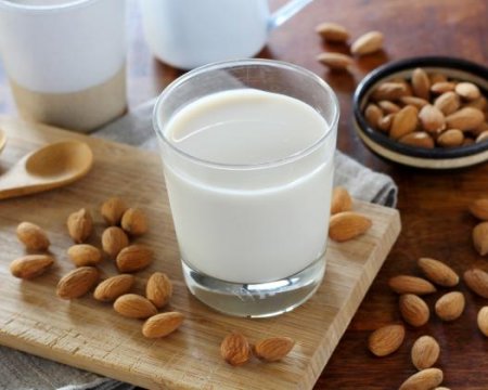 lait-amandes-img-6765s