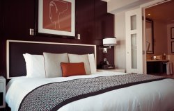 Chambre parentale avec salle de bain - Ma Maison et Nous