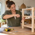 Montage d’une étagère en bois (1)